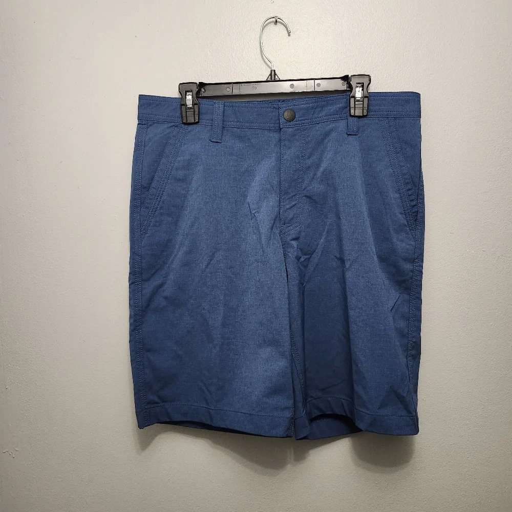 G.H.Bass men's shorts size 33×10 blue hiking chino outdoor